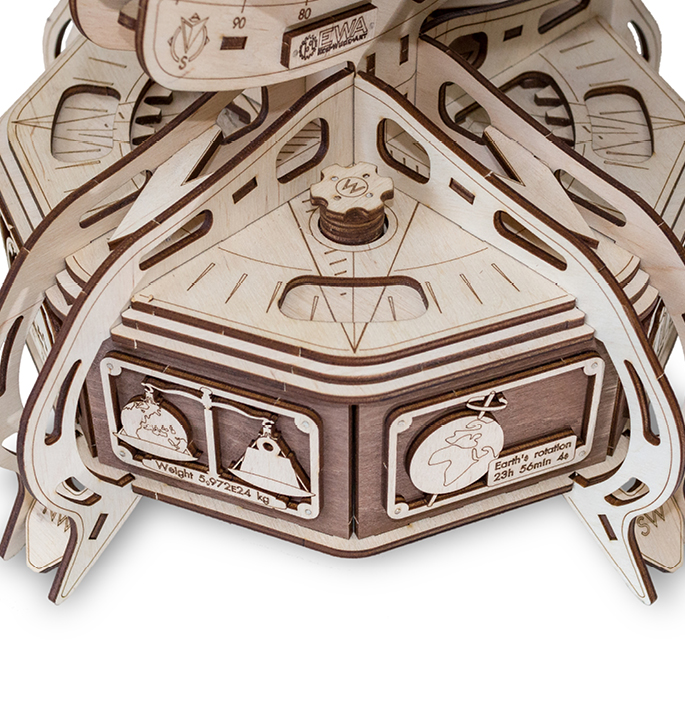 Productvisuals_Modelbouw-Eco-Wood-Art-de-wereldbol3-1