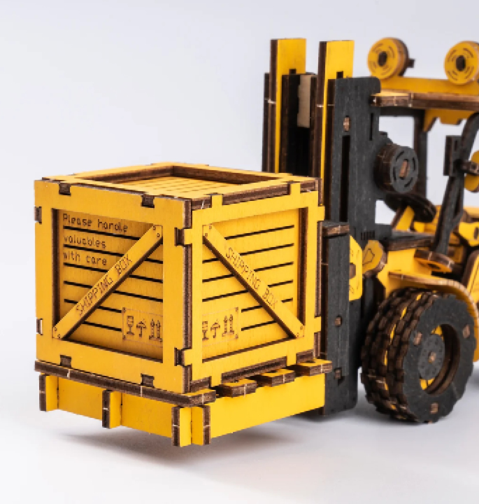 Productvisuals_Modelbouw-Robotime-Forklift-TG413K-3-1