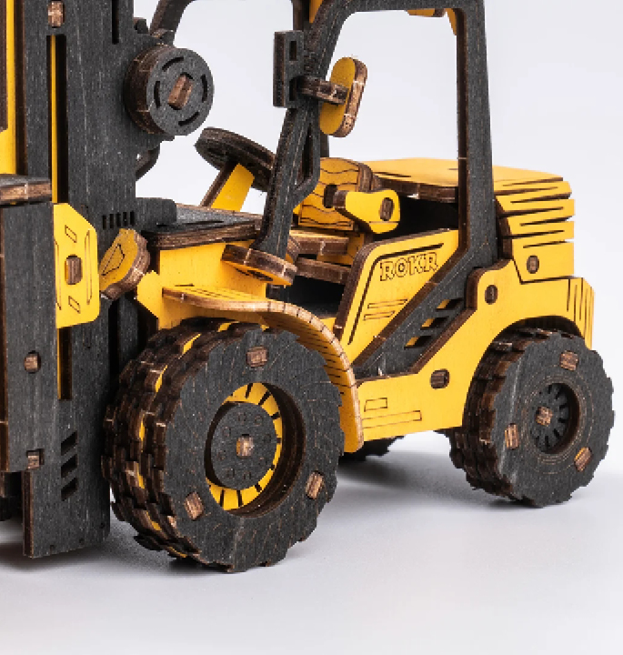 Productvisuals_Modelbouw-Robotime-Forklift-TG413K-4-1