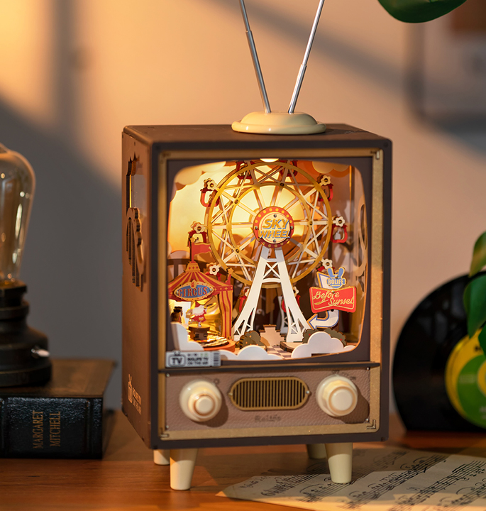 Productvisuals_Modelbouw-Robotime-Sunset-Carnival-AMT01-2