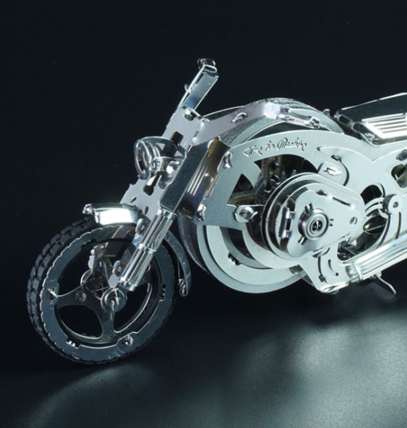 Productvisuals_Modelbouw-Time-For-Machine-chrome-rider4-1